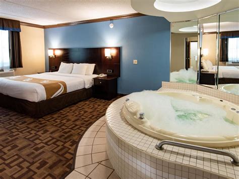 Sybaris Indianapolis Whirlpool & Pool Suites. Sybaris is known for its premium romantic design and culture, boasting over 30 years of being a top destination for romantic getaways. Here, you have the option to rent overnight (6 p.m. to 11 a.m.) or just for an afternoon (12:30 p.m. to 4:30 p.m.).